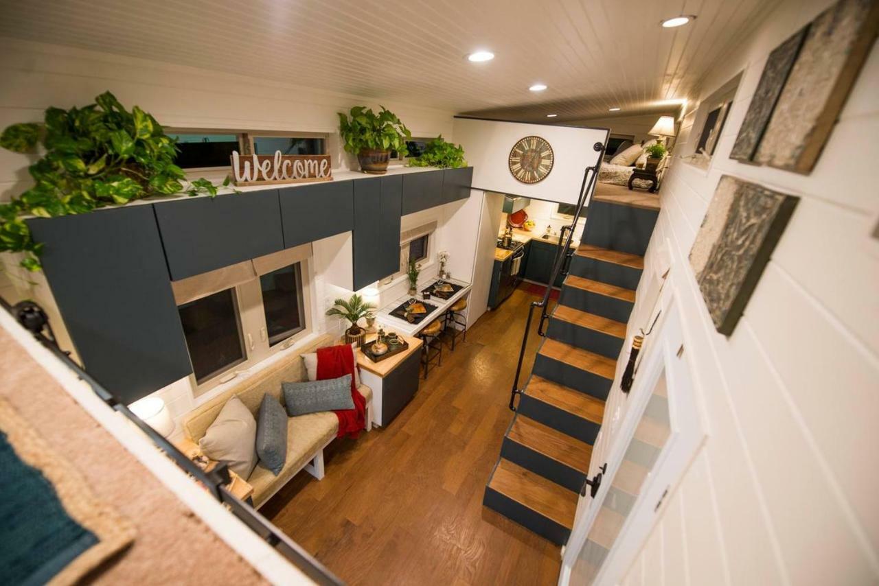 Montana Escape Elegant Tiny House In Waco Near Magnolia Villa Екстериор снимка