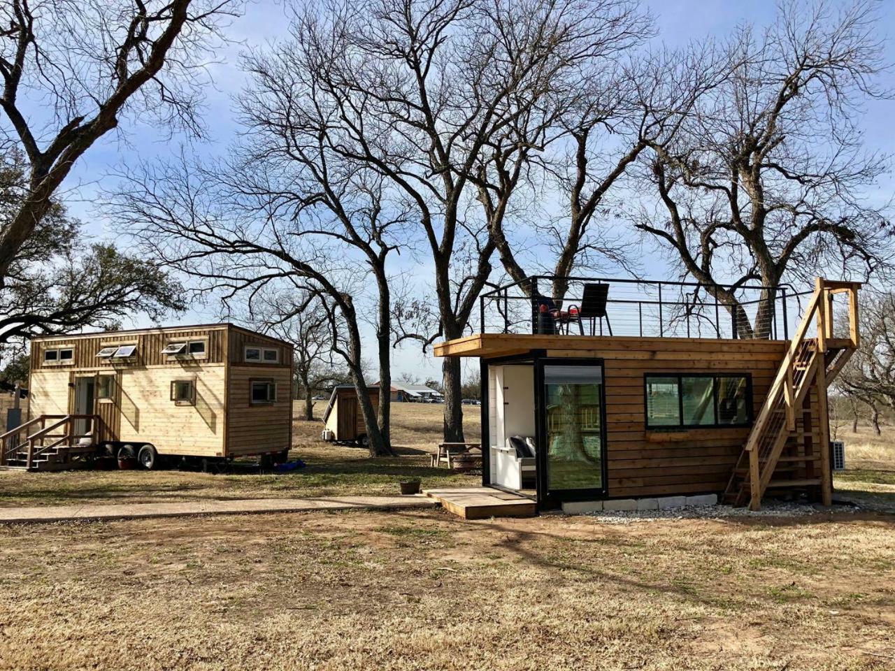 Montana Escape Elegant Tiny House In Waco Near Magnolia Villa Екстериор снимка